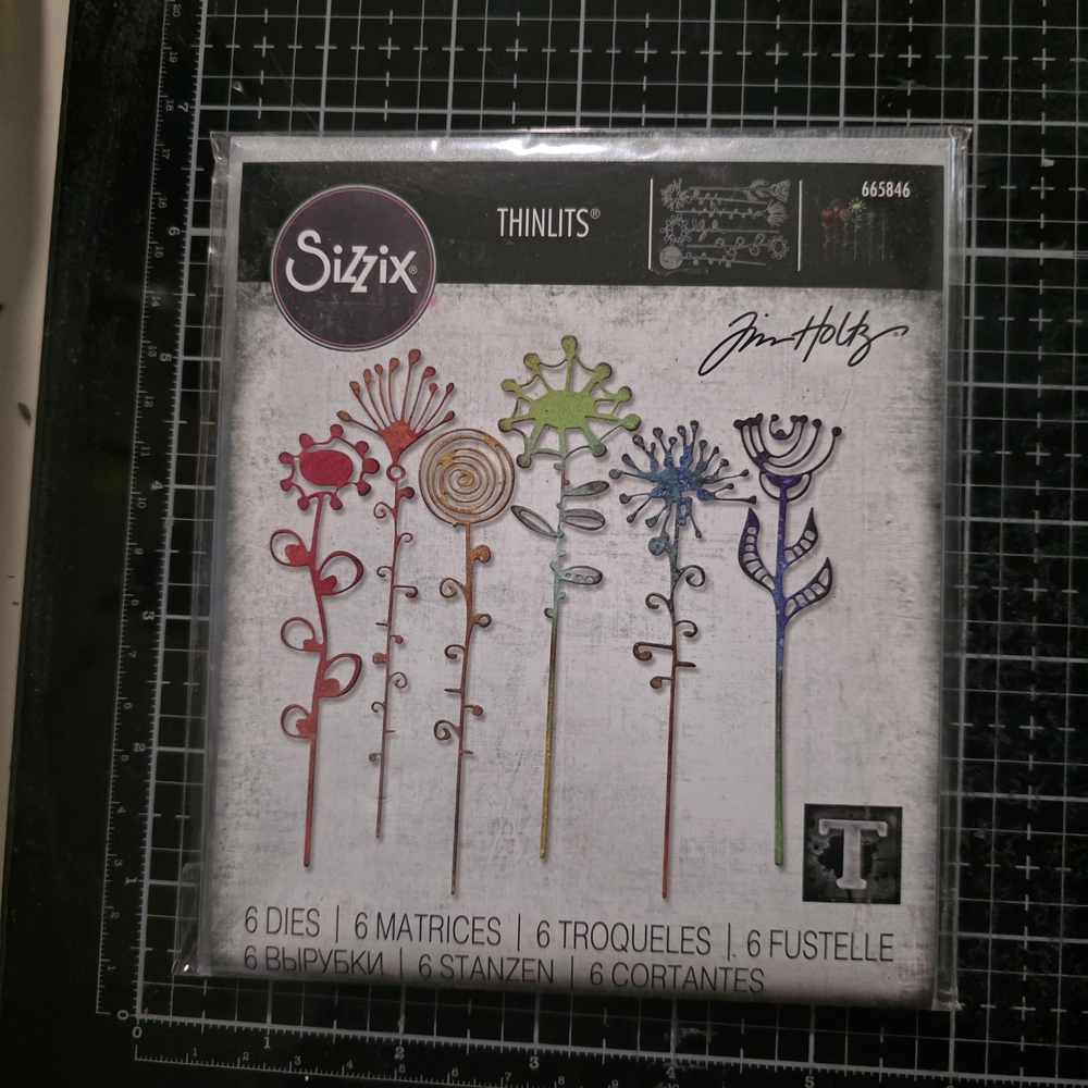 Sizzix Thinlits Colorful Floral Die Set